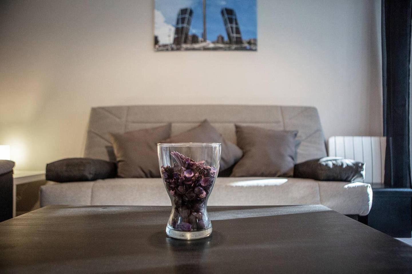 Lovely 3 Bedroom Apartment Next To Fuencarral Madrid Eksteriør bilde
